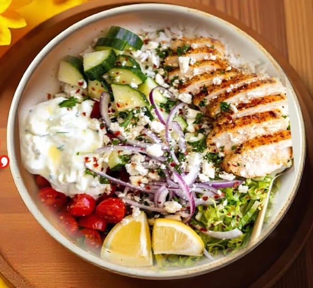 Greek Salad W\Protein.
